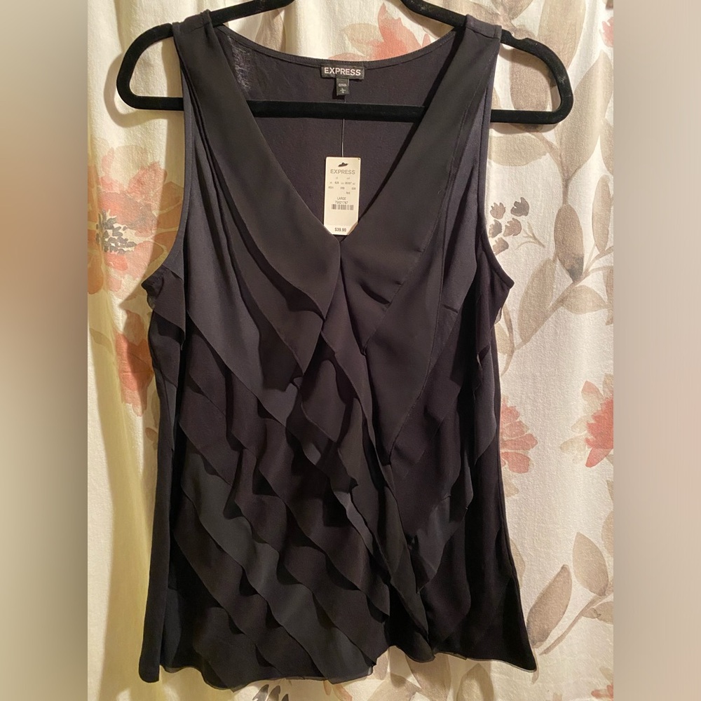 Express, ruffle front tank top, size L, NWT